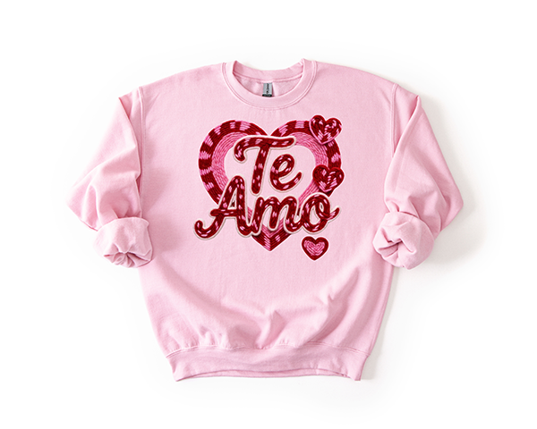 Te Amo Faux Yarn Crewneck - Hand Printed in the USA