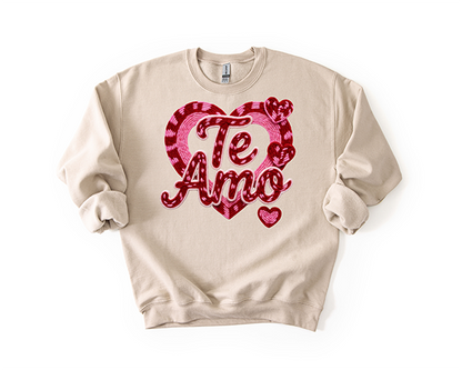 Te Amo Faux Yarn Crewneck - Hand Printed in the USA